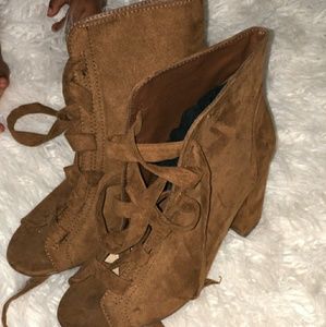 Camel suade open toe